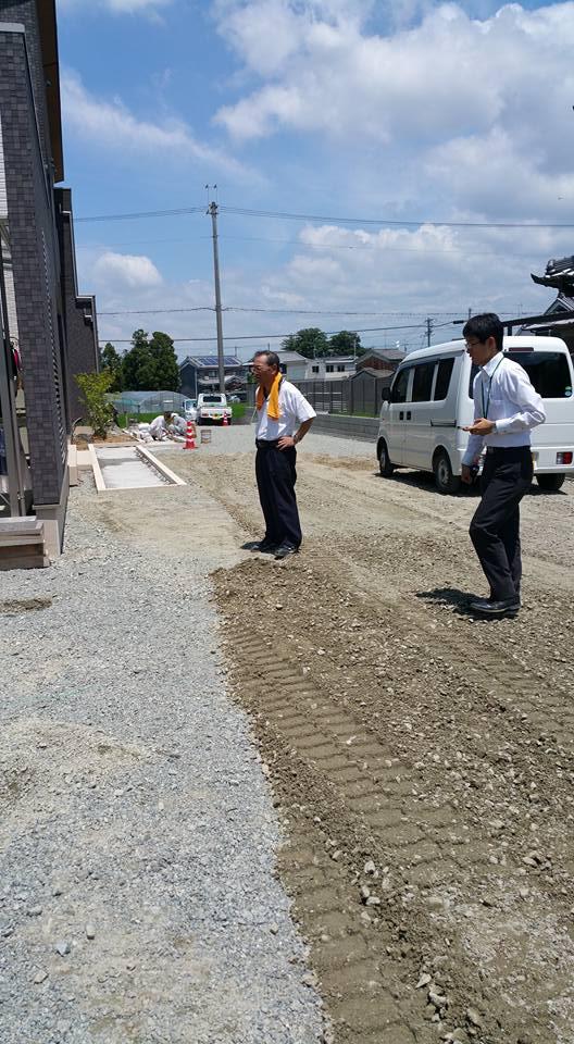 正面玄関までのアプローチ アプローチ 延長 距離感 デザイン 建築家 有名建築家 人気建築家